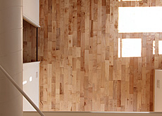 ヨーロピアン・メープル（シカモア）無垢フローリング　施工写真