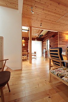 ヨーロピアン・メープル（シカモア）無垢フローリング　施工写真