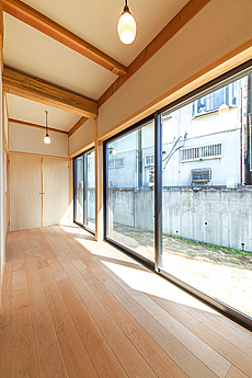 カエデ（メープル）無垢フローリング　施工写真