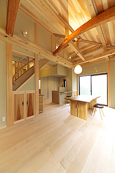 カエデ（メープル）無垢フローリング　施工写真