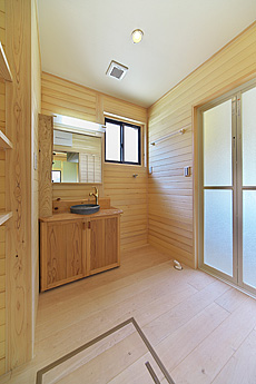 カエデ（メープル）無垢フローリング　施工写真