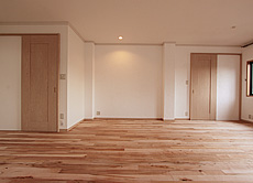 カエデ（メープル）無垢フローリング　施工写真