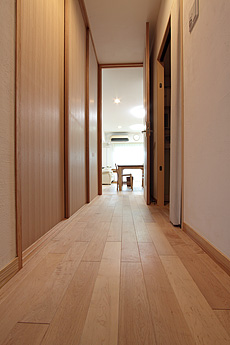 カエデ（メープル）無垢フローリング　施工写真