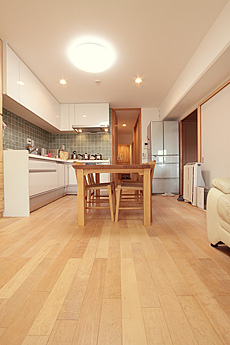 カエデ（メープル）無垢フローリング　施工写真