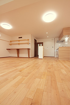 カエデ（メープル）無垢フローリング　施工写真