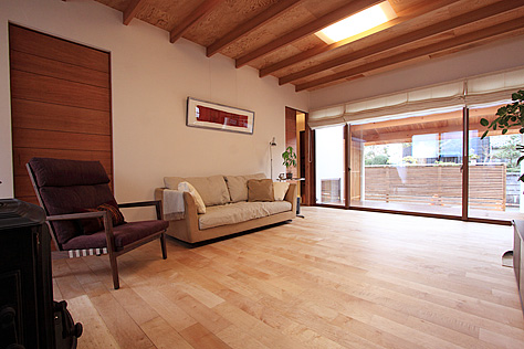 国産　板屋楓（イタヤ カエデ）無垢フローリング　施工写真