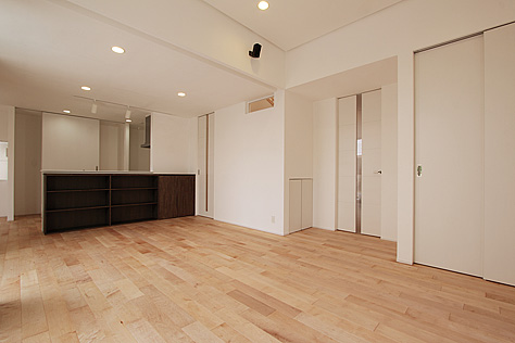 国産　板屋楓（イタヤ カエデ）無垢フローリング　施工写真