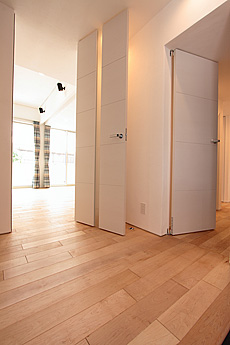 国産　板屋楓（イタヤ カエデ）無垢フローリング　施工写真