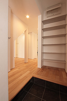 国産　板屋楓（イタヤ カエデ）無垢フローリング　施工写真