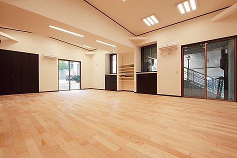 国産　板屋楓（イタヤ カエデ）無垢フローリング　施工写真