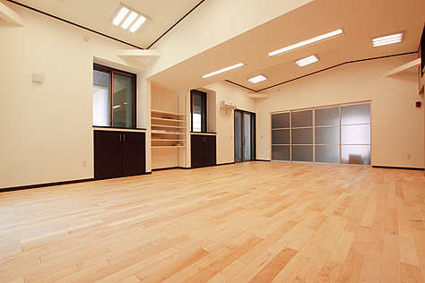 国産　板屋楓（イタヤ カエデ）無垢フローリング　施工写真