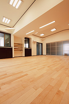 国産　板屋楓（イタヤ カエデ）無垢フローリング　施工写真