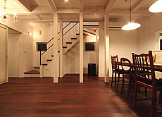 ブラウン オーク　床暖房対応　無垢フローリング　施工写真