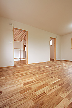 楢（なら／オーク） 無垢フローリング　施工写真