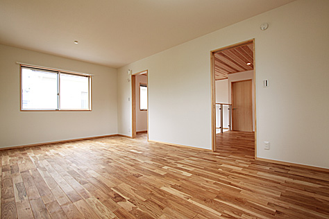 楢（なら／オーク） 無垢フローリング　施工写真