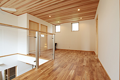 楢（なら／オーク） 無垢フローリング　施工写真