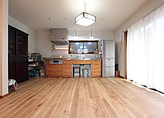 国産（産地：北海道） 楢（ナラ） 無垢フローリング 施工写真