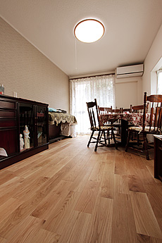 ホワイト オーク 無垢フローリング　施工写真