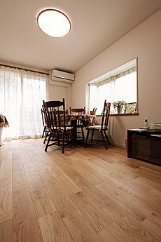 ホワイト オーク 無垢フローリング　施工写真