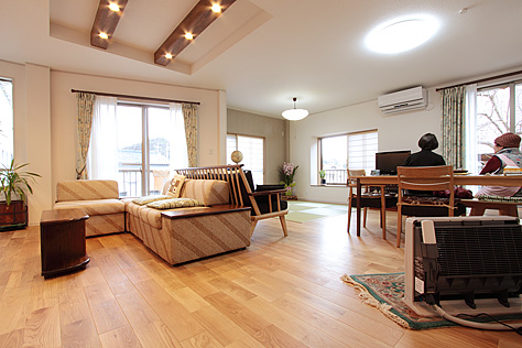 ホワイト オーク 無垢フローリング　施工写真