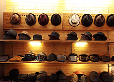 パイン　無垢フローリング & 無垢羽目板　施工写真