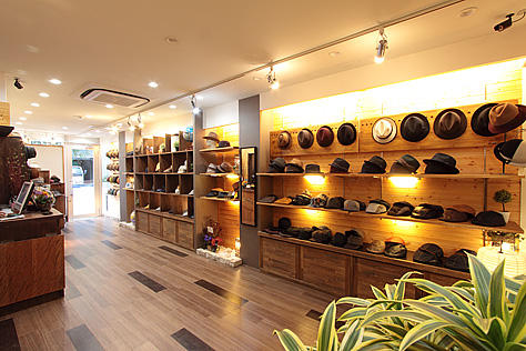 パイン　無垢フローリング & 無垢羽目板　施工写真