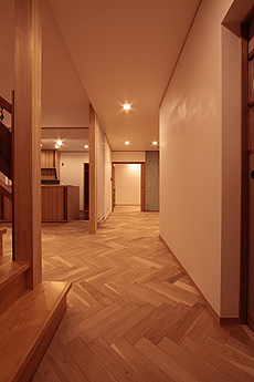 国産 山桜（本桜） ヘリンボーン フローリング　施工写真