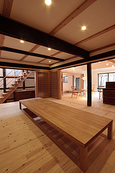 杉（すぎ）無垢フローリング　施工写真