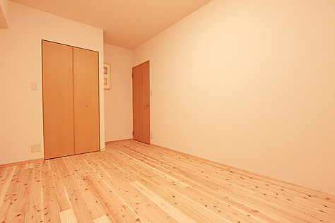 杉（すぎ）無垢フローリング　施工写真