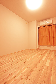 杉（すぎ）無垢フローリング　施工写真