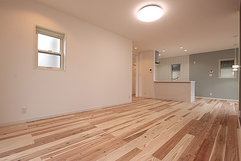 杉（すぎ）無垢フローリング　施工写真