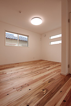 杉（すぎ）無垢フローリング　施工写真