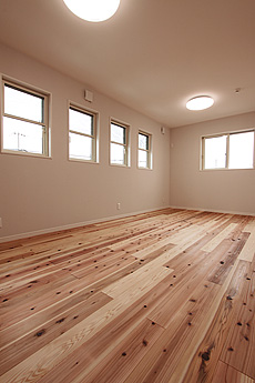 杉（すぎ）無垢フローリング　施工写真