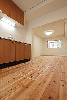 杉（すぎ）無垢フローリング　施工写真