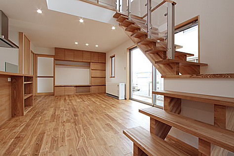 タモ（アッシュ）無垢フローリング　施工写真