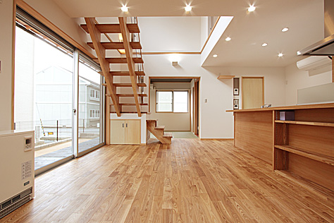 タモ（アッシュ）無垢フローリング　施工写真