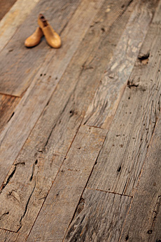 ヴィンテージ バーン　無垢フローリング　施工イメージ