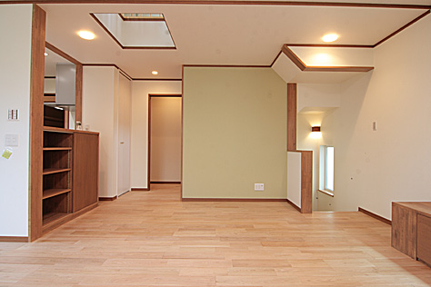 鬼くるみ（ウォールナット） 無垢フローリング　施工写真