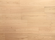 写真：鬼くるみ（ウォールナット）　フローリング　無塗装・節なし・ツナギ面V溝入りUNI