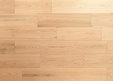 写真：鬼くるみ（ウォールナット）　フローリング　無塗装・小節・ツナギ面V溝入りUNI