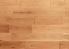 写真：鬼くるみ（ウォールナット）　フローリング　自然 OIL wax 塗装・小節・ツナギ面V溝入りUNI