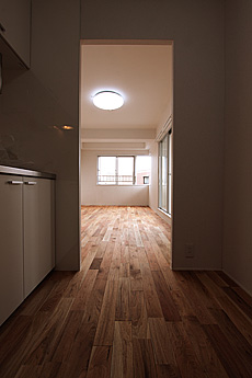 鬼くるみ（ウォールナット） 無垢フローリング　施工写真