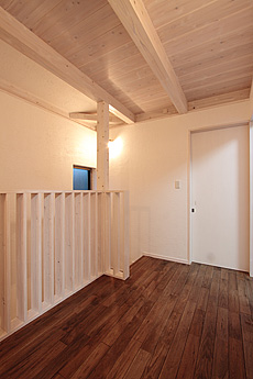 鬼くるみ（ウォールナット） 無垢フローリング　施工写真