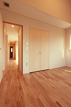 鬼くるみ（ウォールナット） 無垢フローリング　施工写真