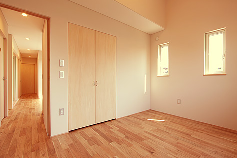 鬼くるみ（ウォールナット） 無垢フローリング　施工写真