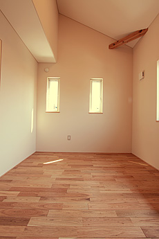 鬼くるみ（ウォールナット） 無垢フローリング　施工写真