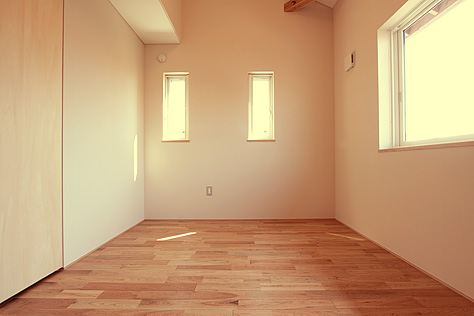 鬼くるみ（ウォールナット） 無垢フローリング　施工写真