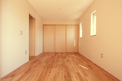 鬼くるみ（ウォールナット） 無垢フローリング　施工写真