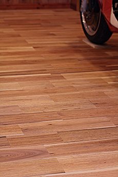 鬼くるみ（ウォールナット） 無垢フローリング　施工写真