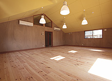 南部赤松（ナンブアカマツ）無垢フローリング　施工写真